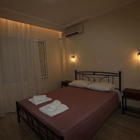 Angelos Apartments Lixouri Ngoại thất bức ảnh