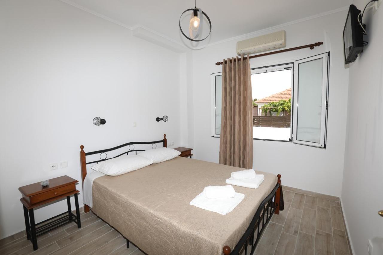 Angelos Apartments Lixouri Ngoại thất bức ảnh