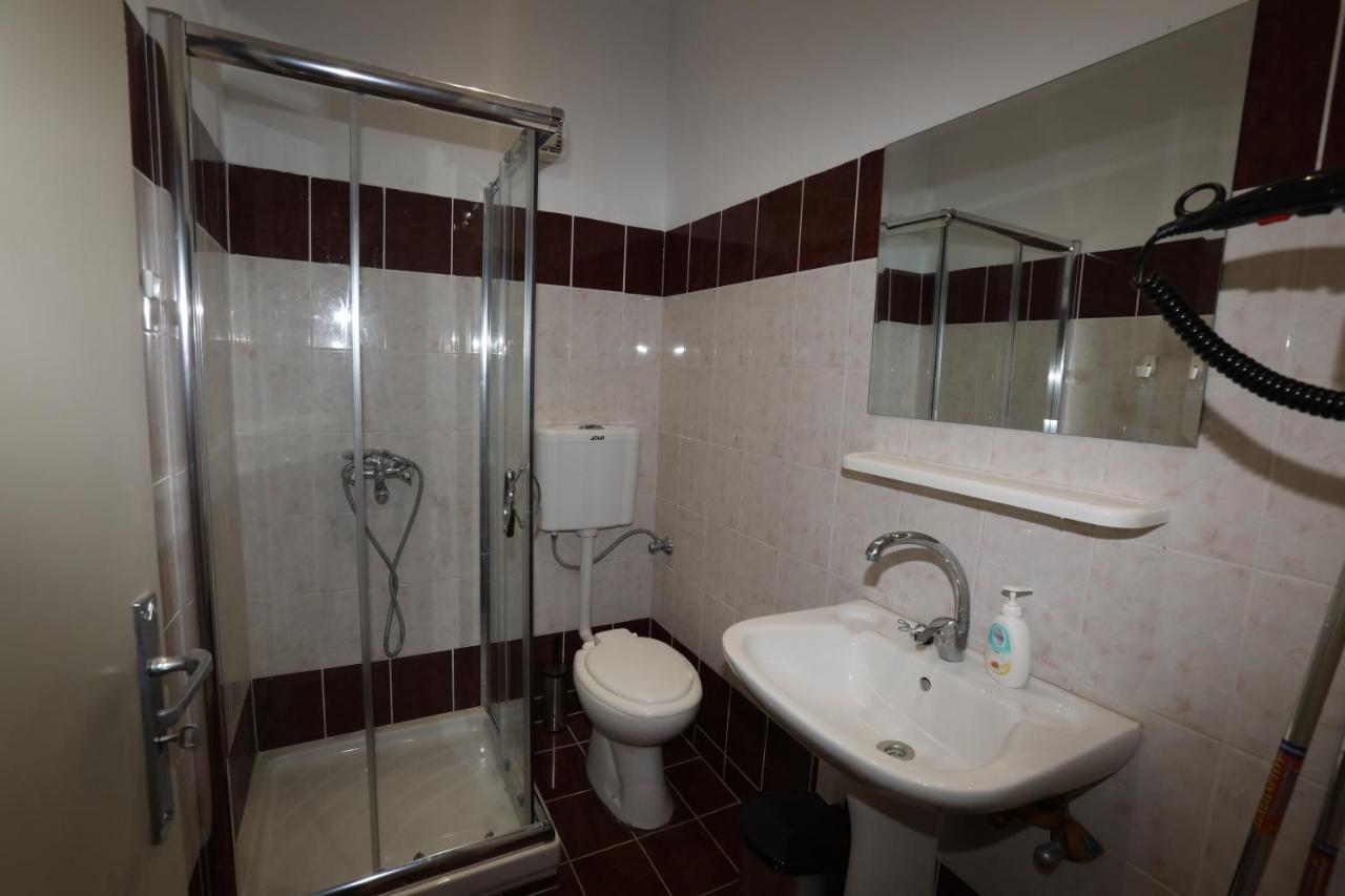 Angelos Apartments Lixouri Ngoại thất bức ảnh