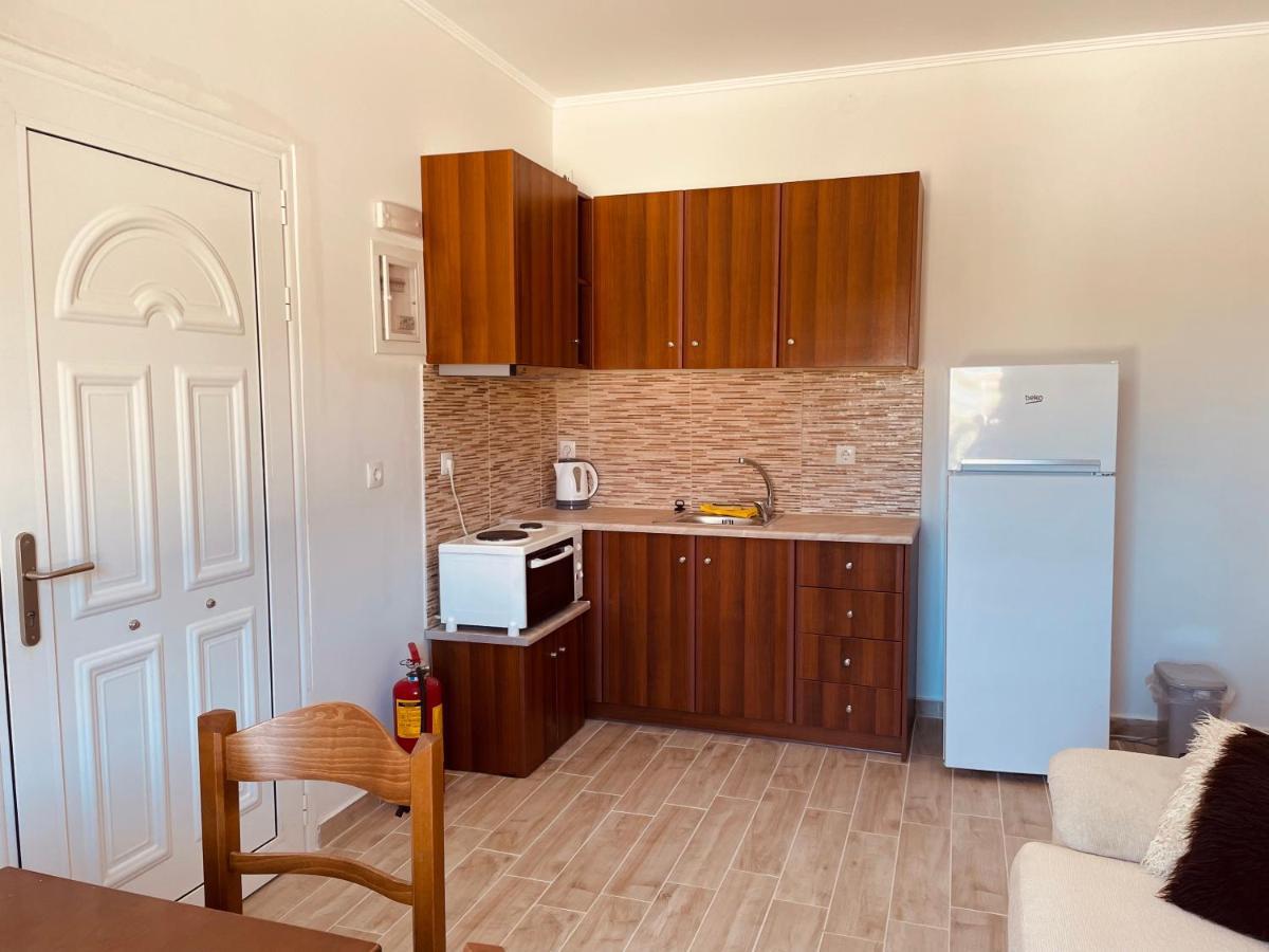 Angelos Apartments Lixouri Ngoại thất bức ảnh