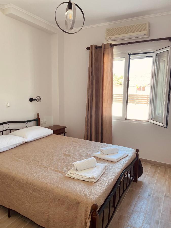 Angelos Apartments Lixouri Ngoại thất bức ảnh